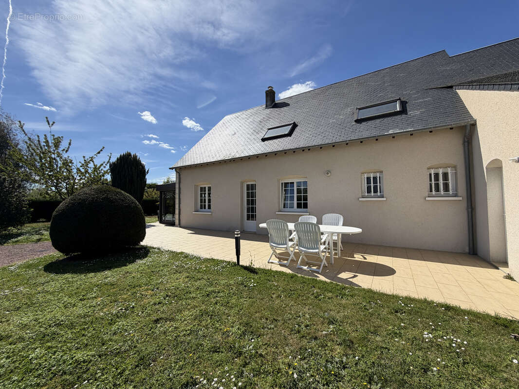 Maison à SAVONNIERES