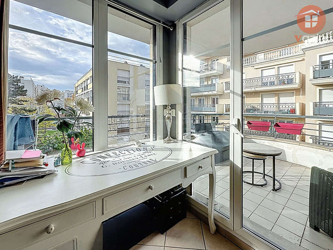 Appartement à SURESNES