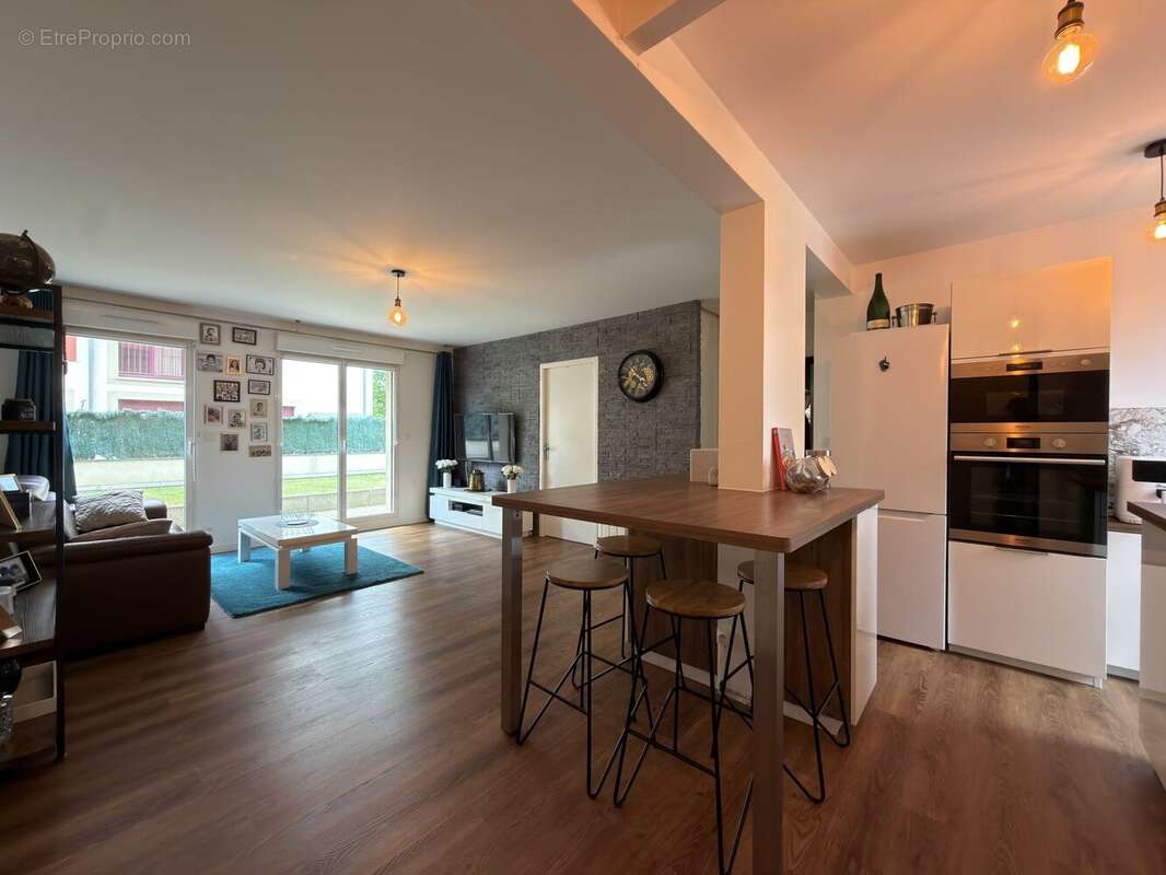 Appartement à NOYAL-CHATILLON-SUR-SEICHE