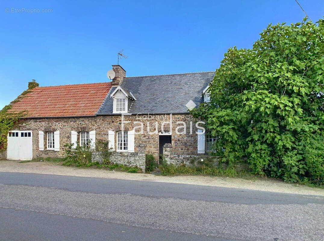 Maison à SAINT-GERMAIN-SUR-AY