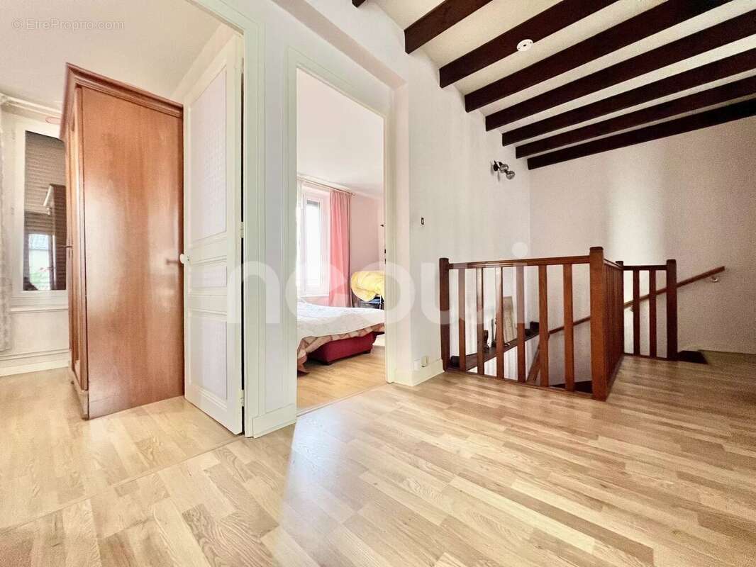 Maison à CHATEAUGAY