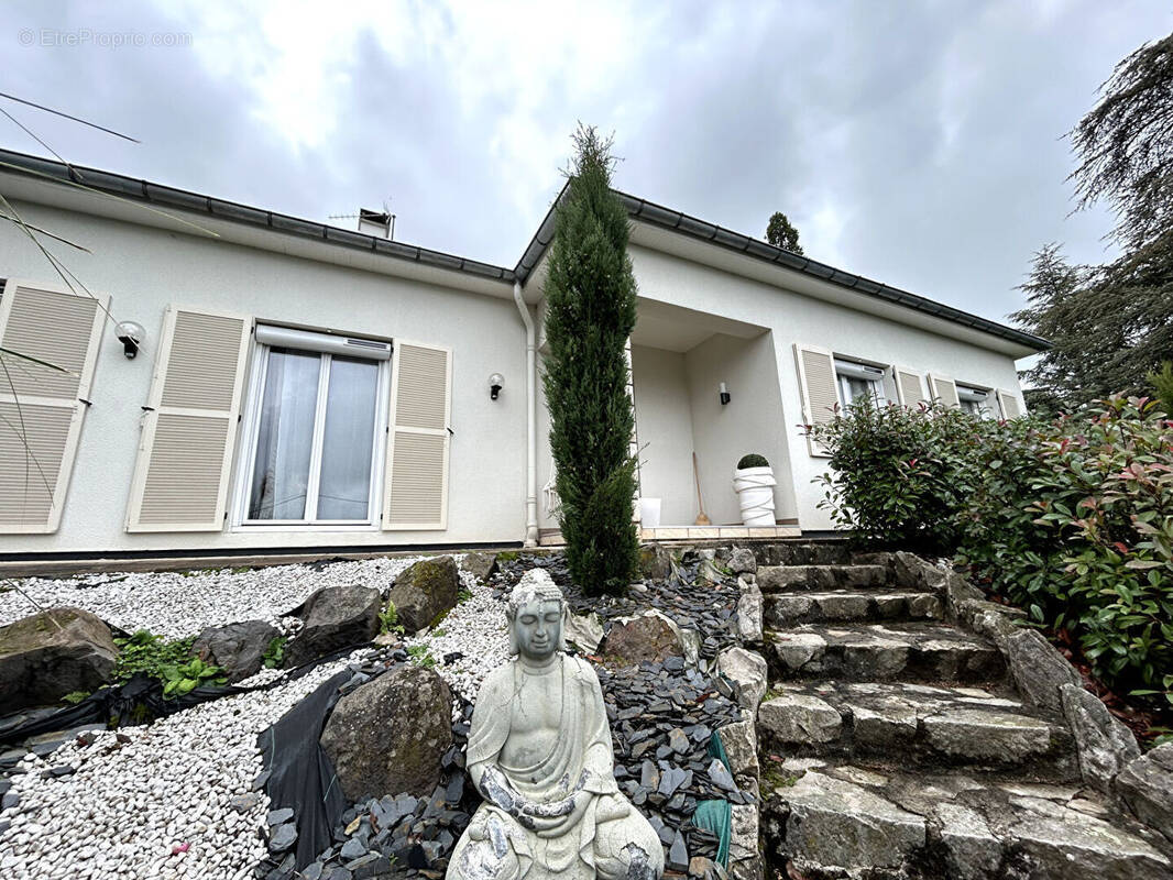 Photo 1 - Maison à SAINT-GENEST-LERPT