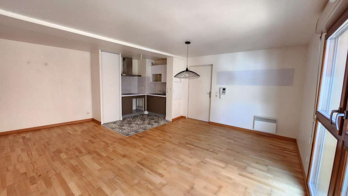 Appartement à ARPAJON
