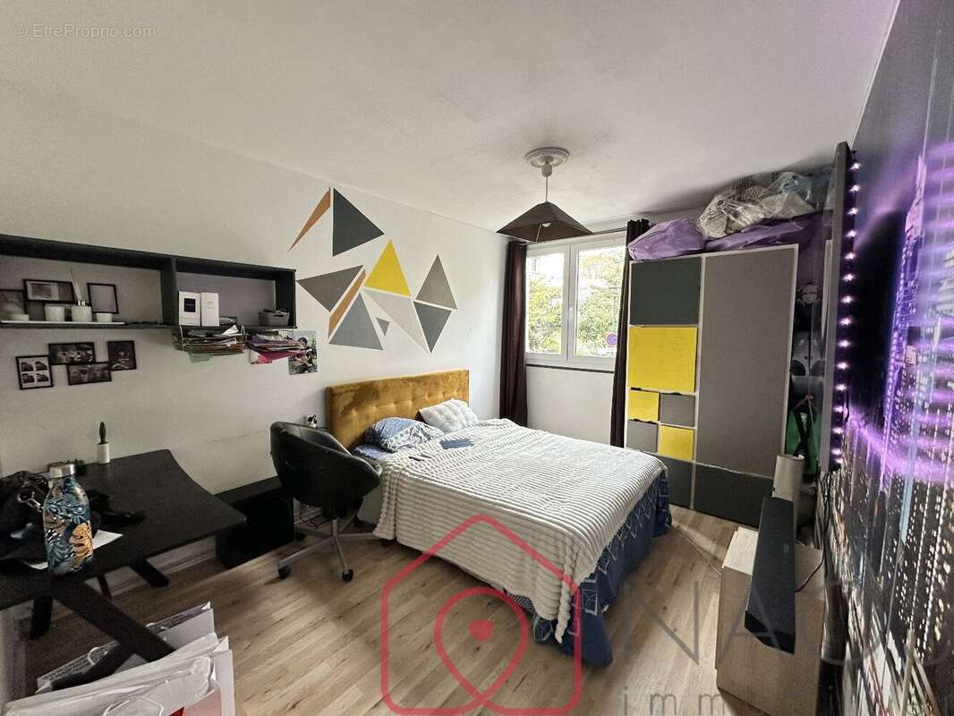 Appartement à LE PLESSIS-ROBINSON