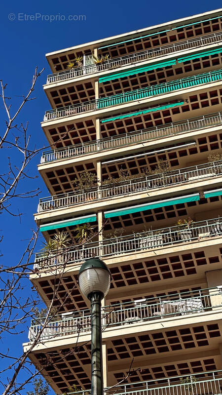 Appartement à MARSEILLE-8E