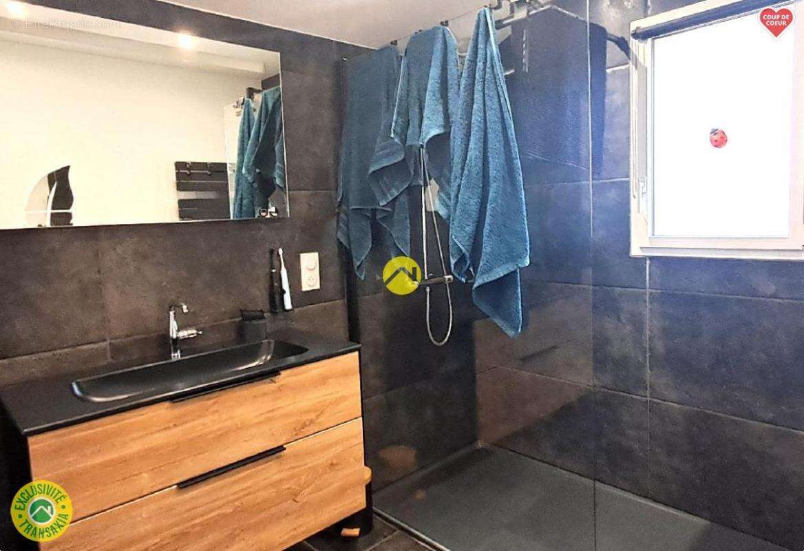 Maison à DOMPIERRE-SUR-BESBRE