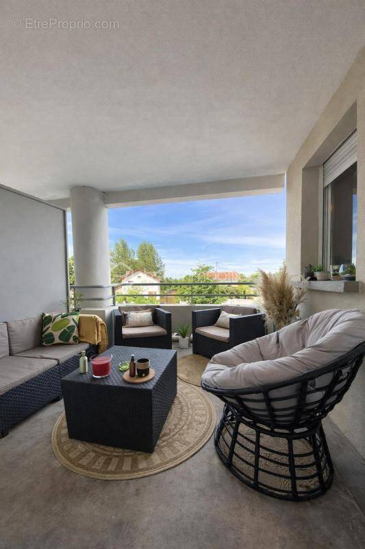 Appartement à BASSENS