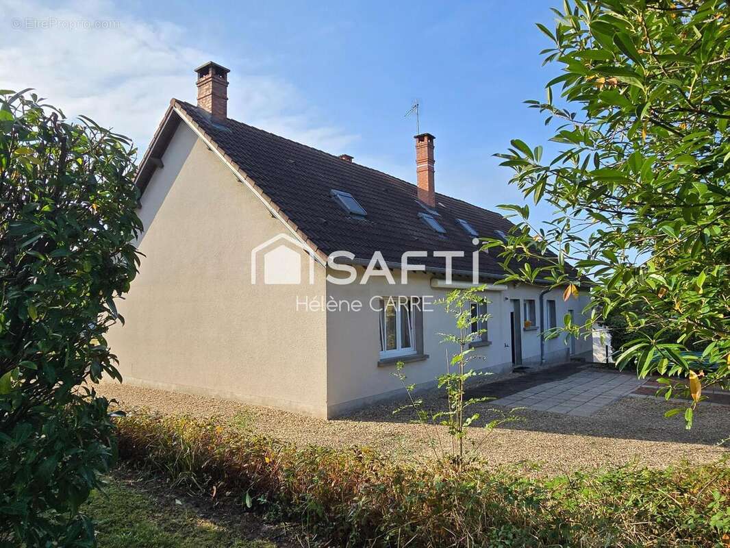 Photo 2 - Maison à VIERZON