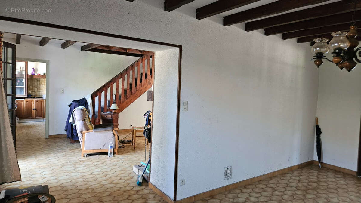 Maison Bourgoin Jallieu 5 pièce(s) 160 m2 - photo 6
