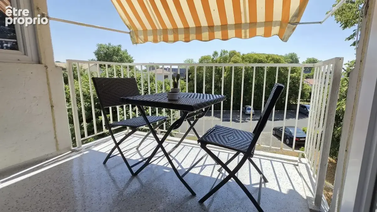 Bruges centre - Appartement T4 traversant de 79 m2 - 3 chambres - 2 Balcons - photo 2