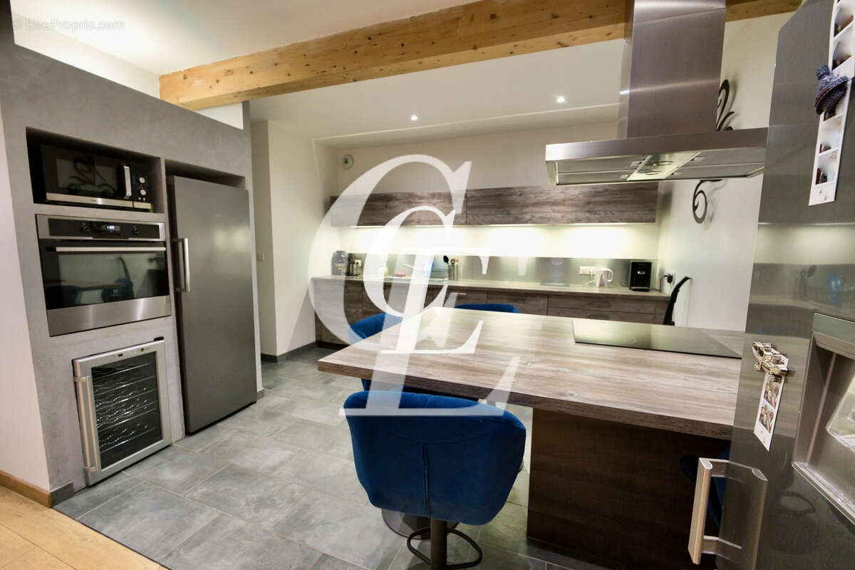 Appartement à SAINT-ETIENNE