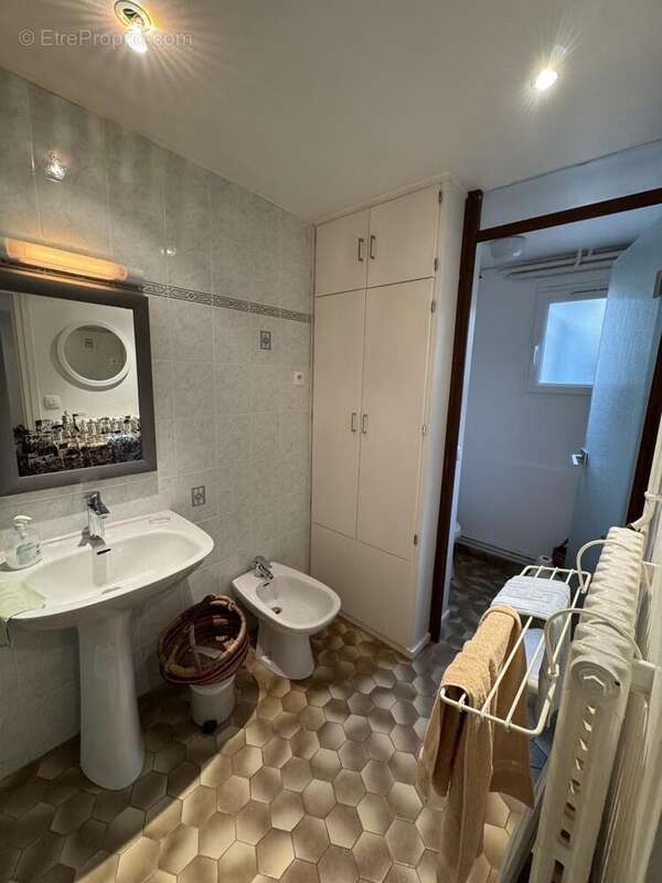 Maison 150 m² à Saint-Julien-Le-Faucon  - photo 8