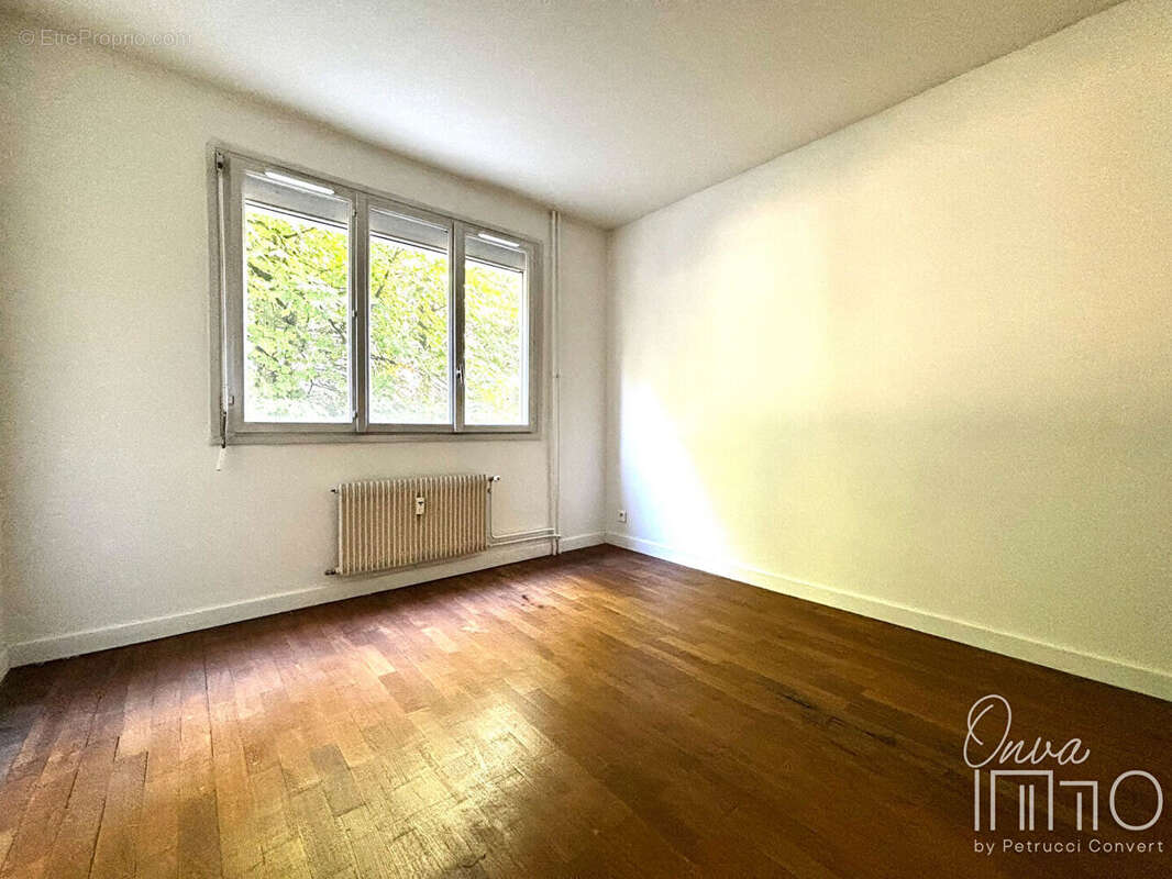 Appartement à FONTAINES-SUR-SAONE