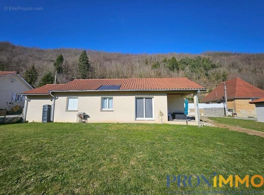 Maison à APPRIEU