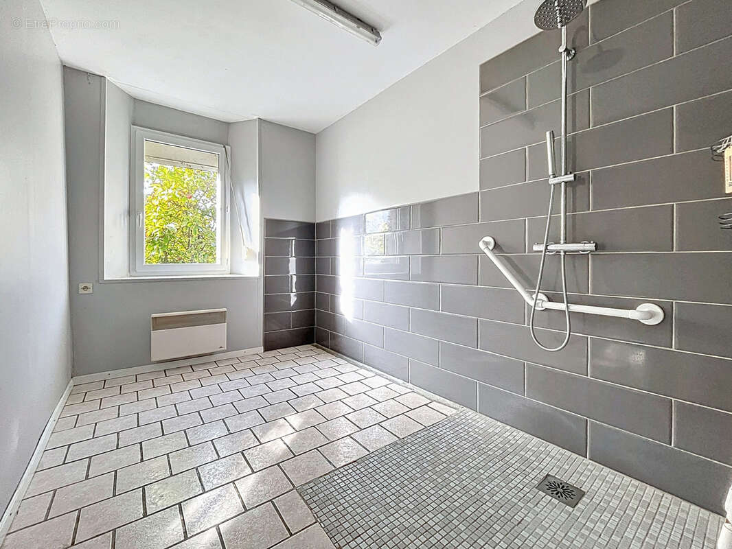 Maison à SAINT-JEAN-DE-SAVIGNY