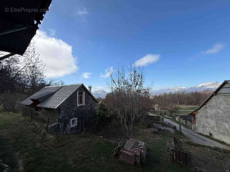 Corps de ferme, granges, jardin à vendre 8 pièces SAINT MICHEL DE CHAILLOL (05) - photo 15