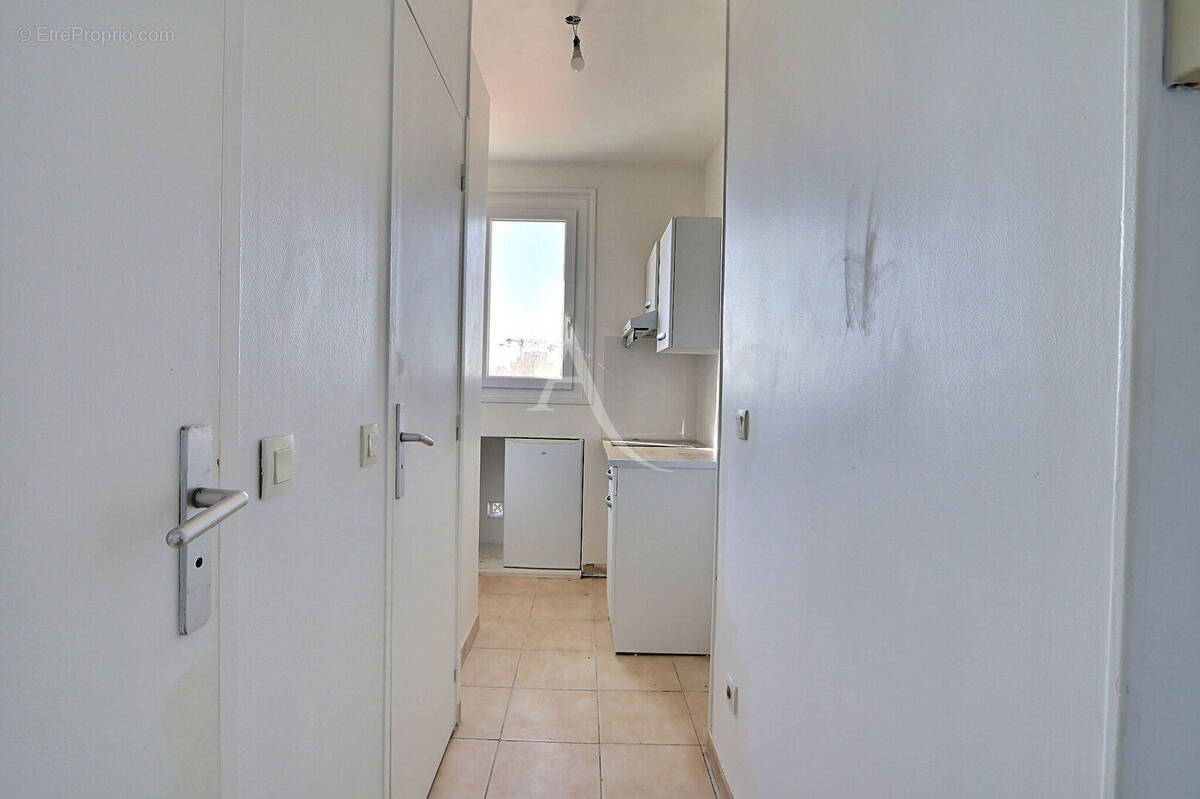 Appartement à AUBERVILLIERS