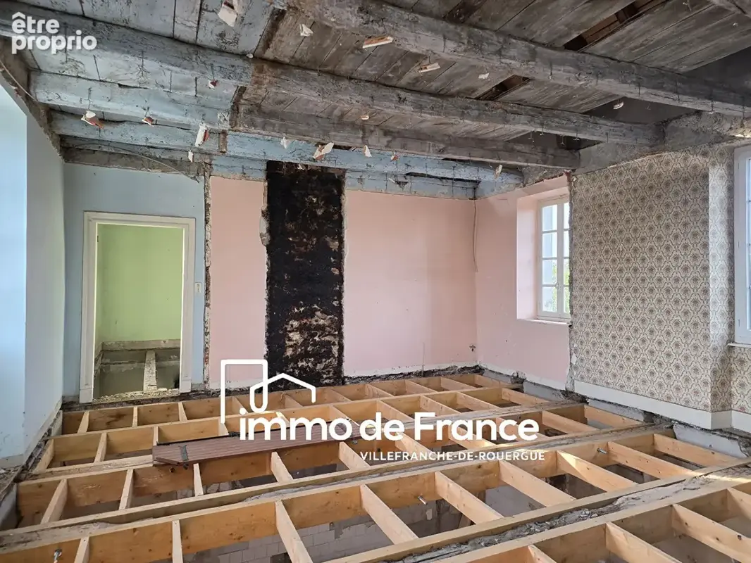 Corps de ferme en pierre à rénover avec 2,2 ha de terrain - photo 6