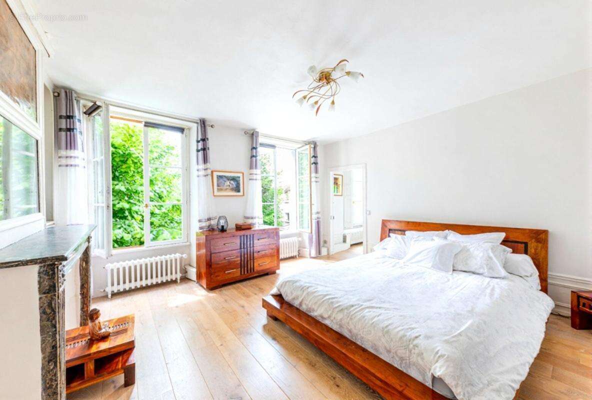 Maison 8 pièces de 235 m² habitables avec jardin et garage à vendre à Triel sur Seine (78) - photo 8