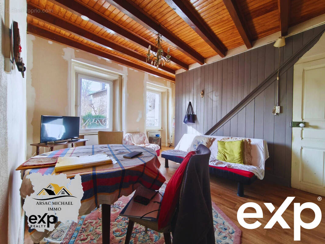 Maison à SAINT-GERMAIN-L'HERM