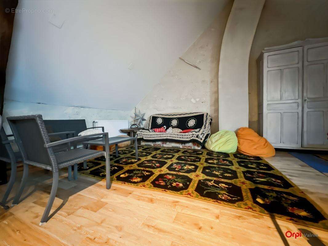 Maison à JOSNES