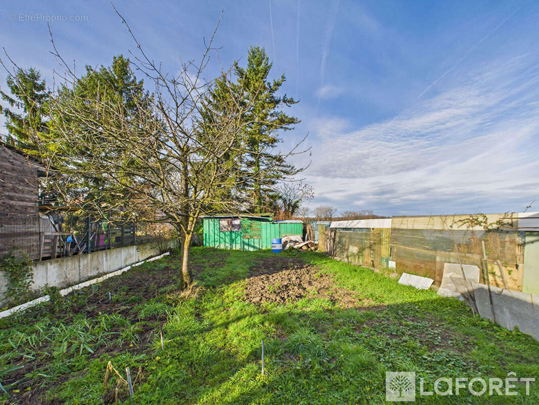 Maison individuelle avec garage et jardin - photo 12