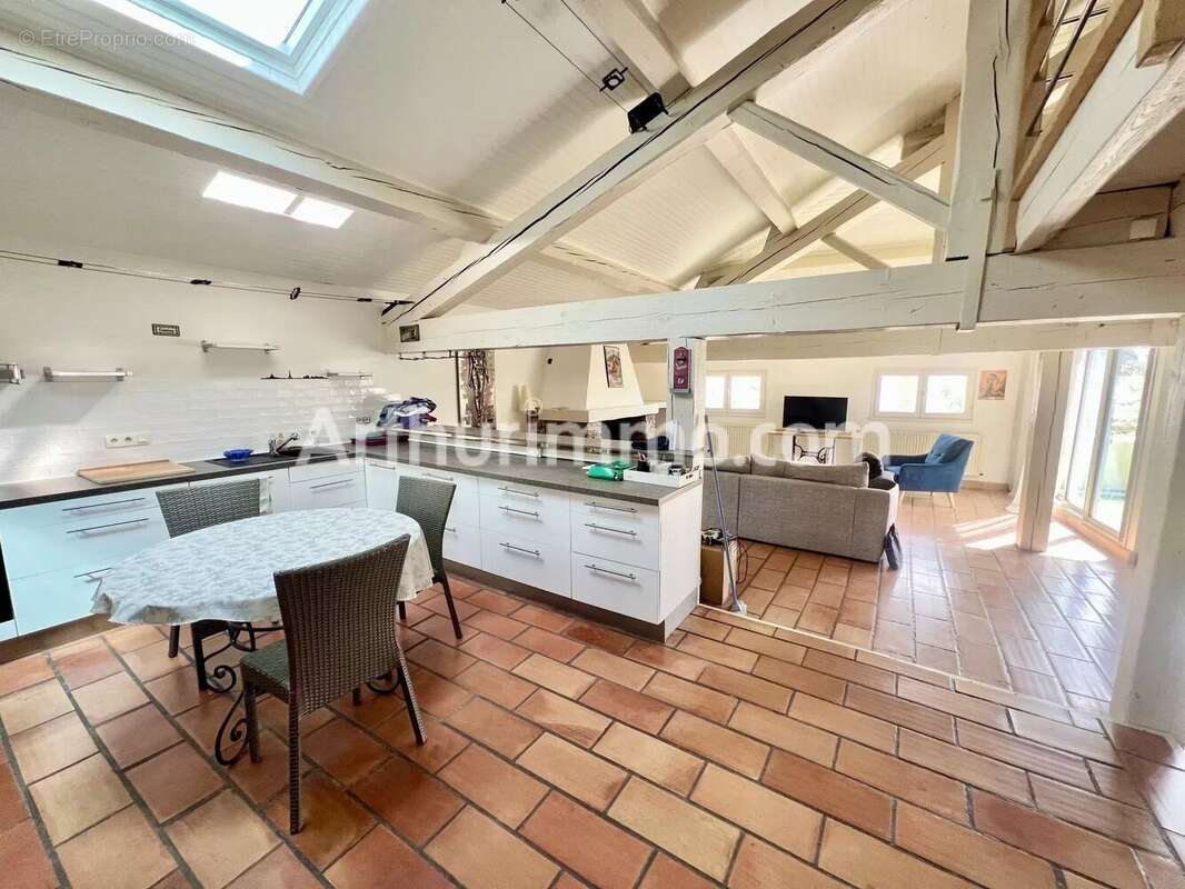 Appartement à BEZIERS