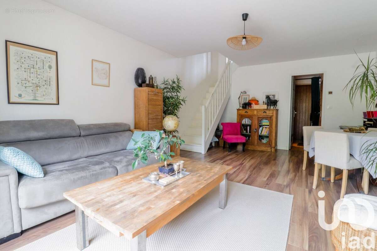 Photo 3 - Maison à SAULX-LES-CHARTREUX