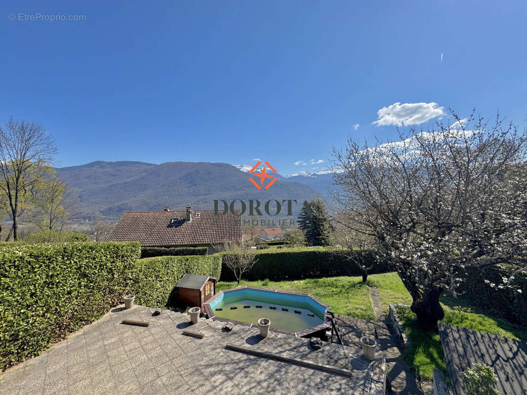 Maison à NOTRE-DAME-DE-MESAGE