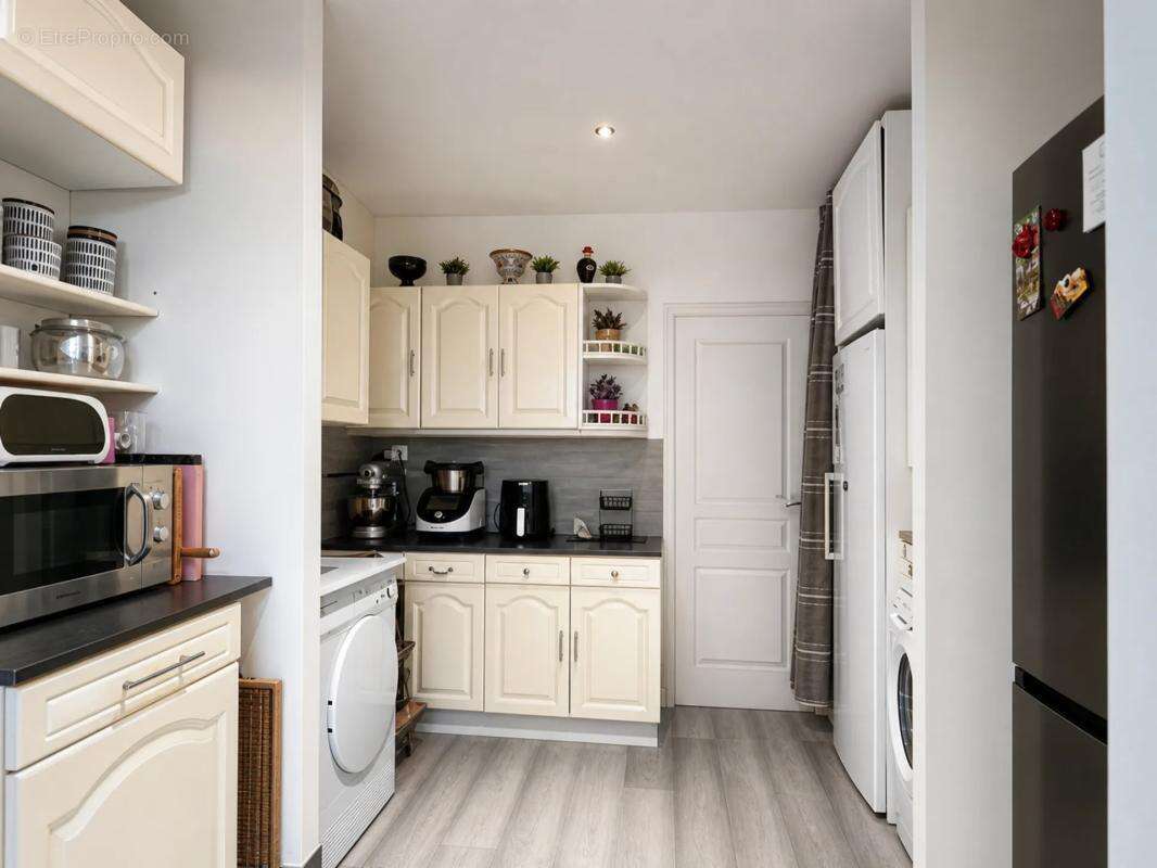 Maison de 7 pièces de 113 m² à Les Roches-de-Condrieu - photo 6