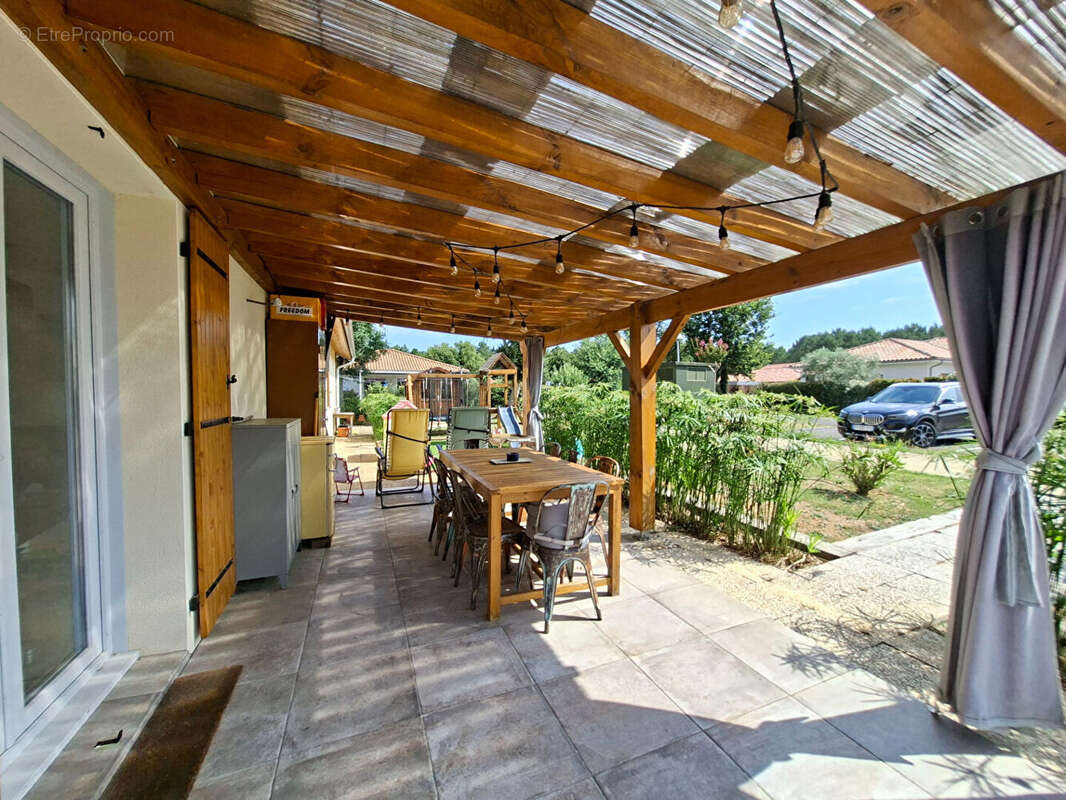 Maison à MOLIETS-ET-MAA