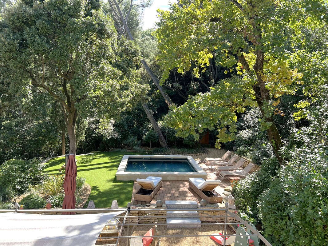 Maison à VILLENEUVE-LES-AVIGNON