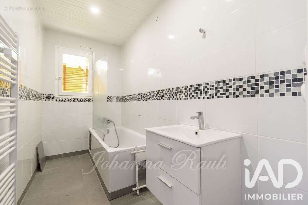 Maison 80 m² à Freneuse  - photo 9