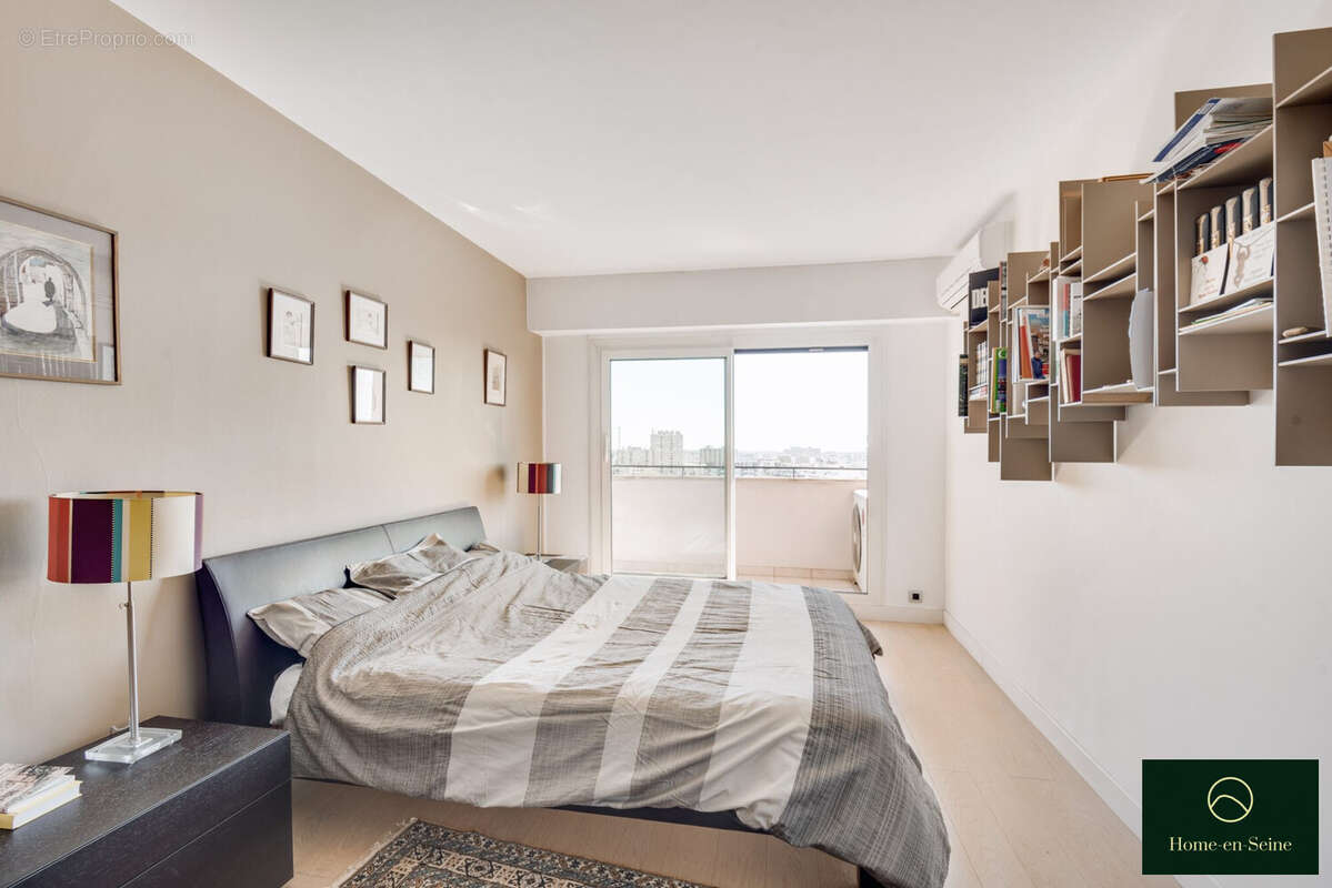 Appartement à PARIS-20E