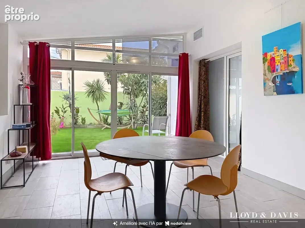 Photo Appartement à Royan au prix de 450 000€