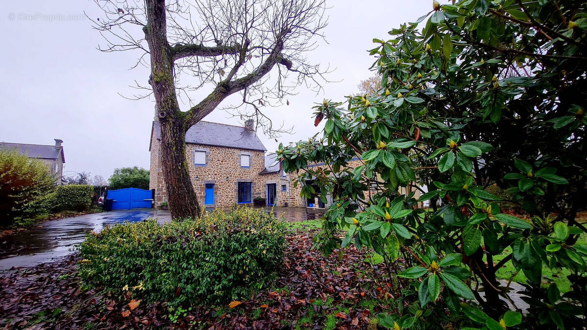 Maison à SAINT-AUBIN-DU-CORMIER