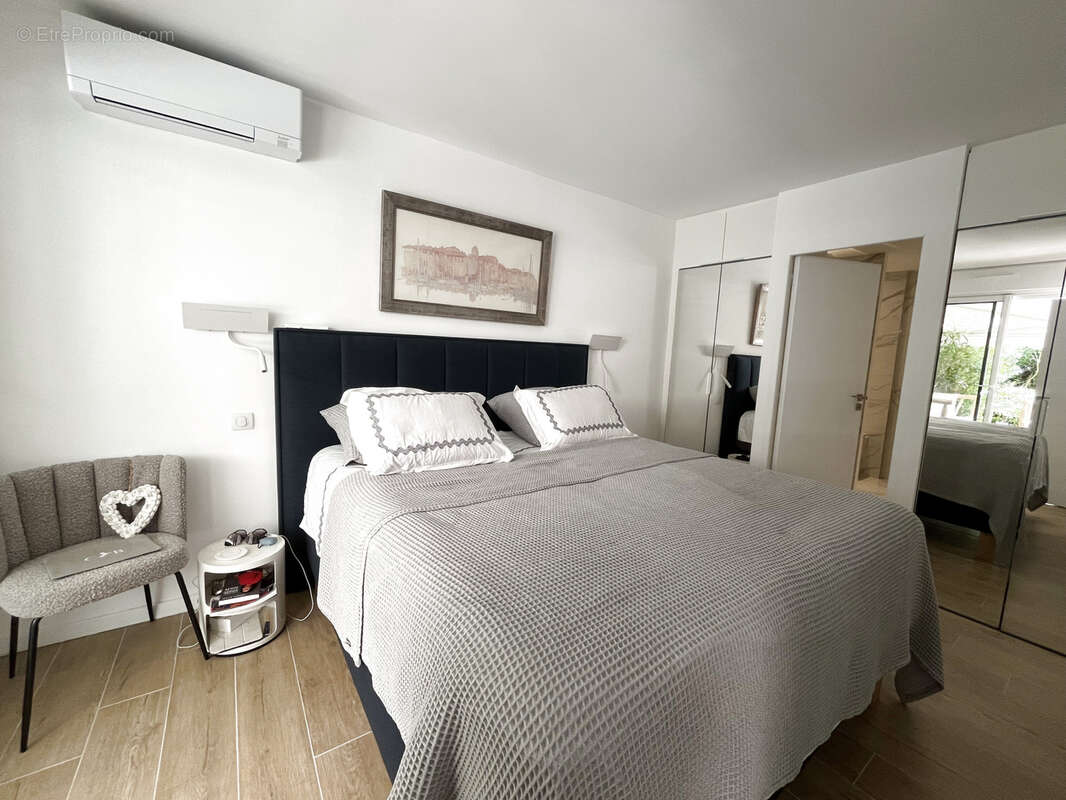 Superbe appartement à vendre à Saint-Tropez - photo 8