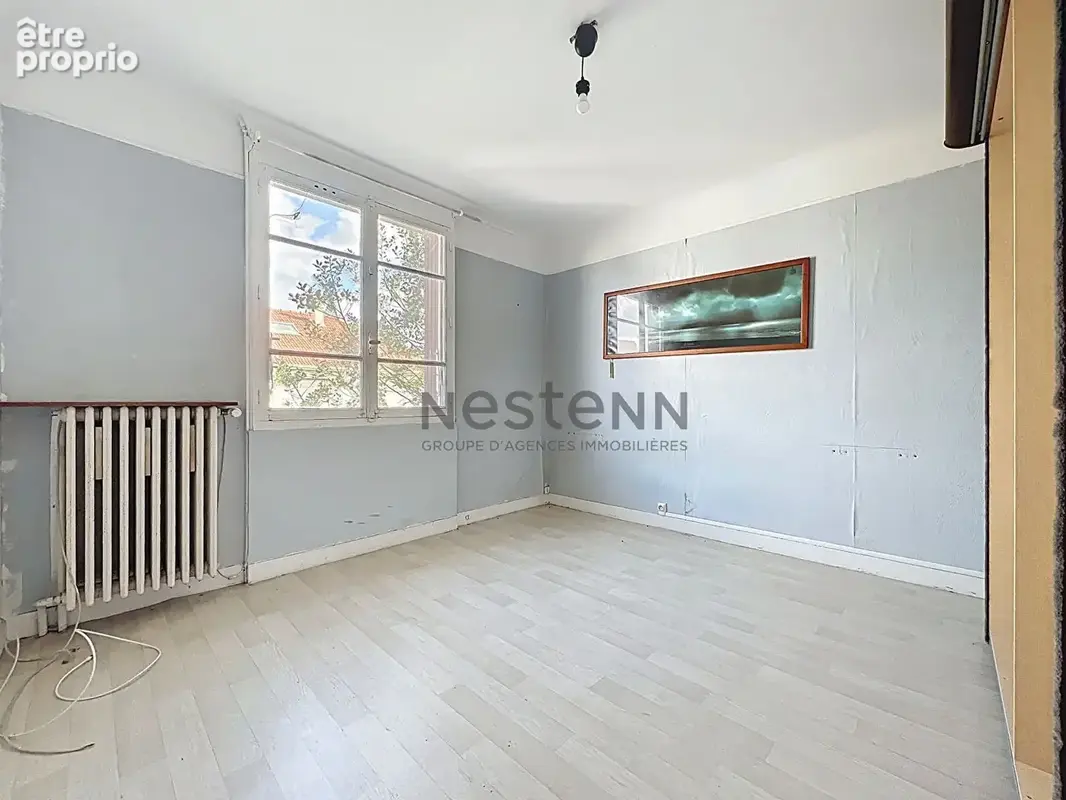 Maison spacieuse à vendre à Valenton - 6 pièces, 3 chambres, jardin! - photo 11
