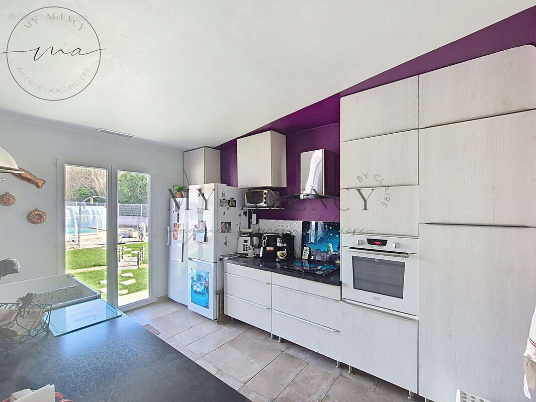 Maison familiale de 205 m2 - photo 2