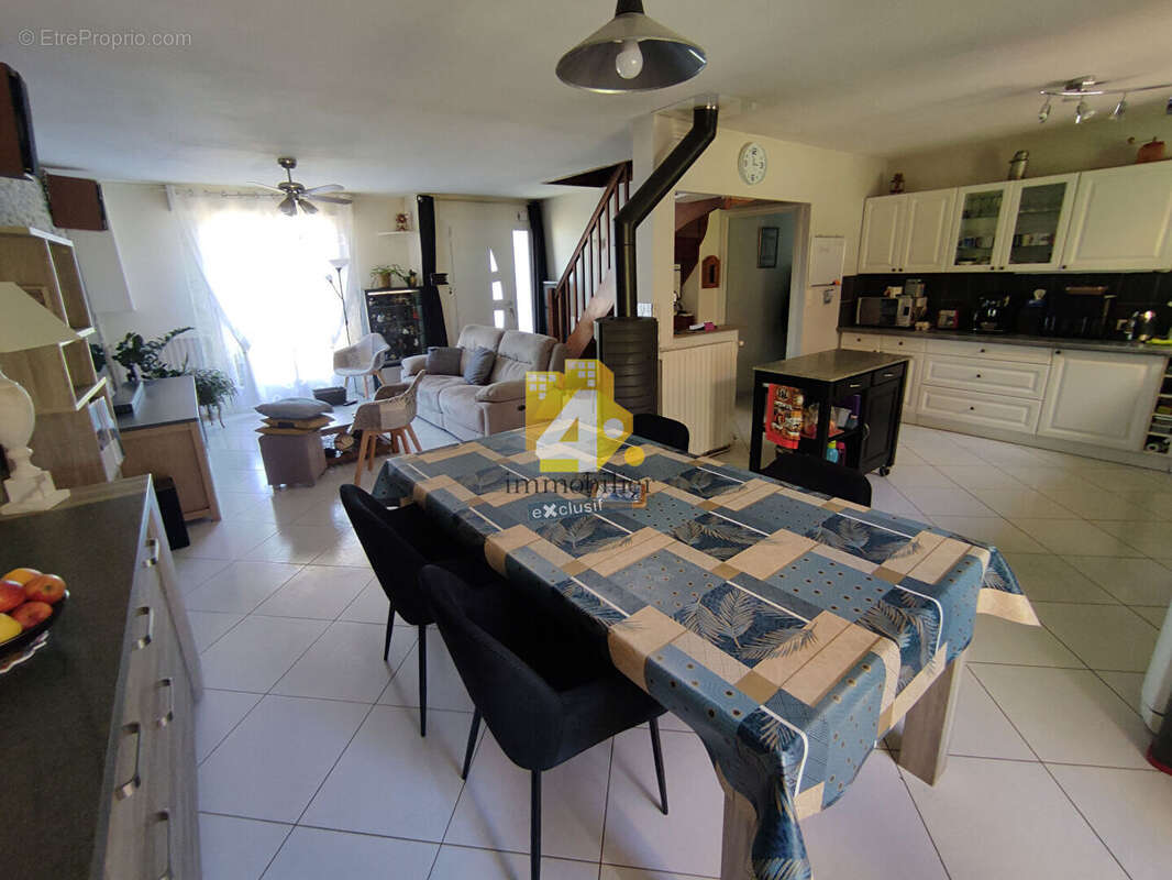 Maison à SAINTE-ANNE-SUR-BRIVET