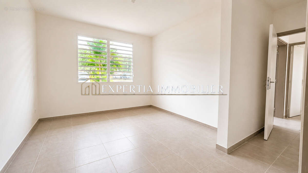 Appartement T4 avec jardin à vendre à Rémire-Montjoly   Route des Plages - photo 6