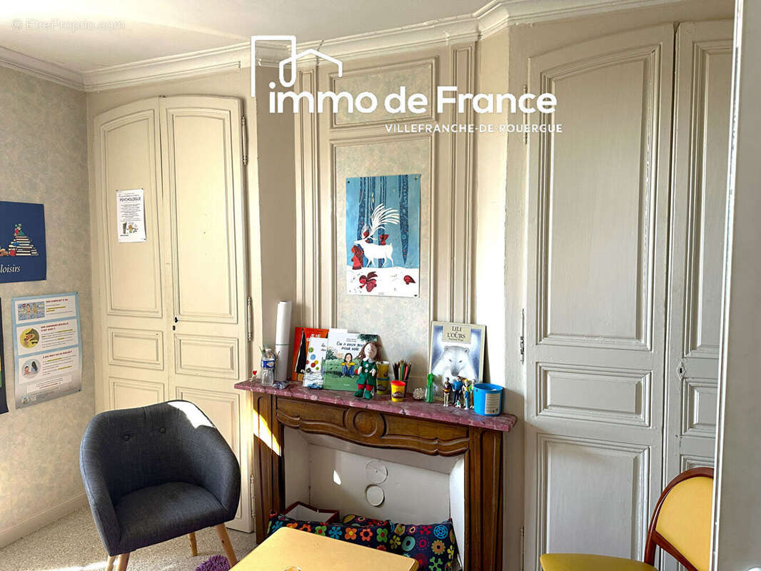 Villefranche De Rouergue maison 10 pièces 263 m² avec terrasse et garage - photo 8