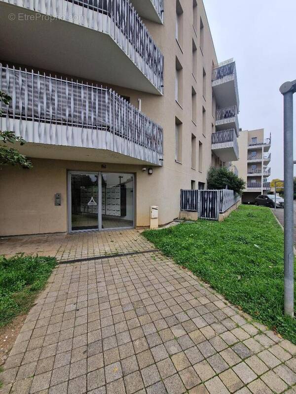   - Appartement à BRON