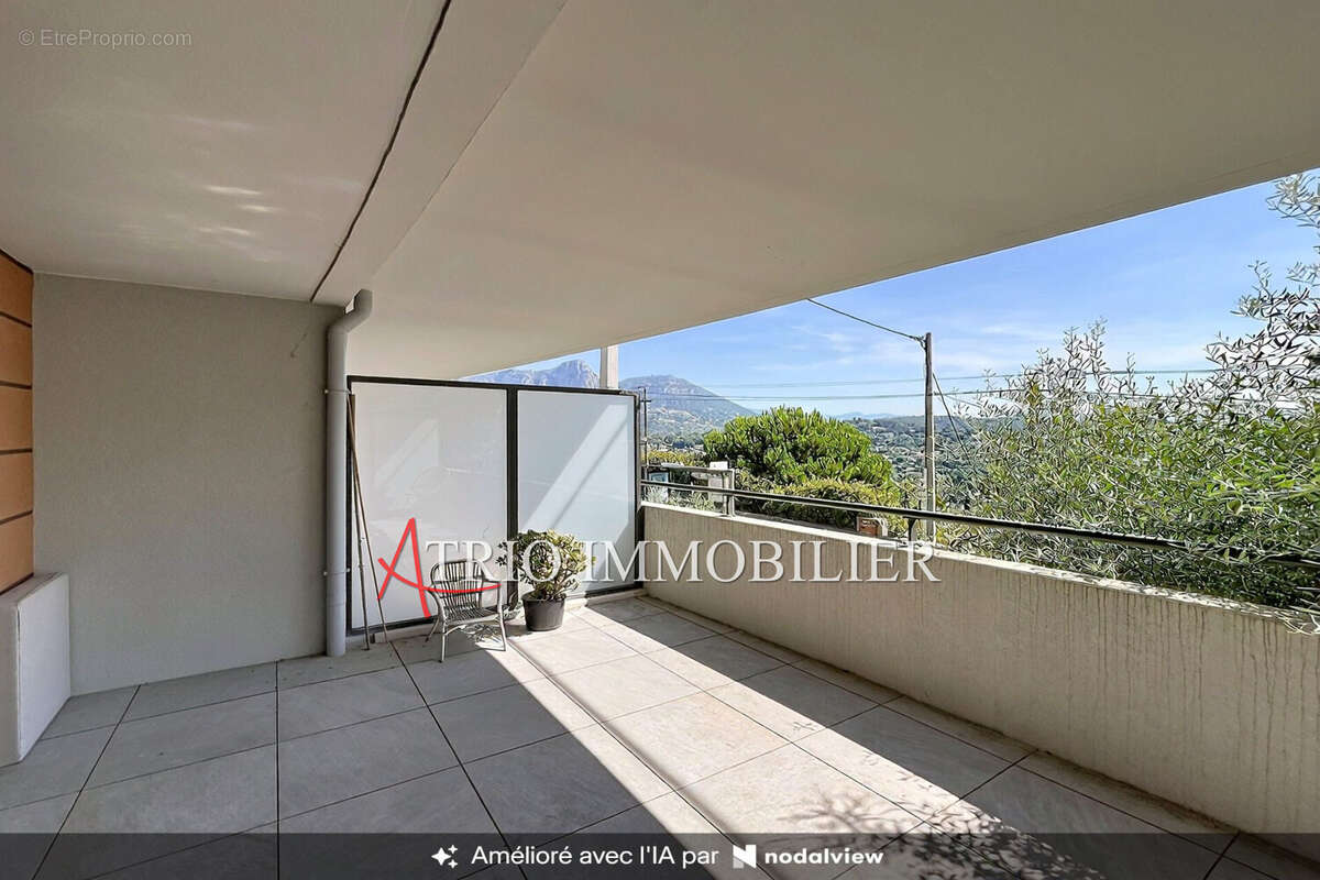 Appartement 45 m² à Vence  - photo 2