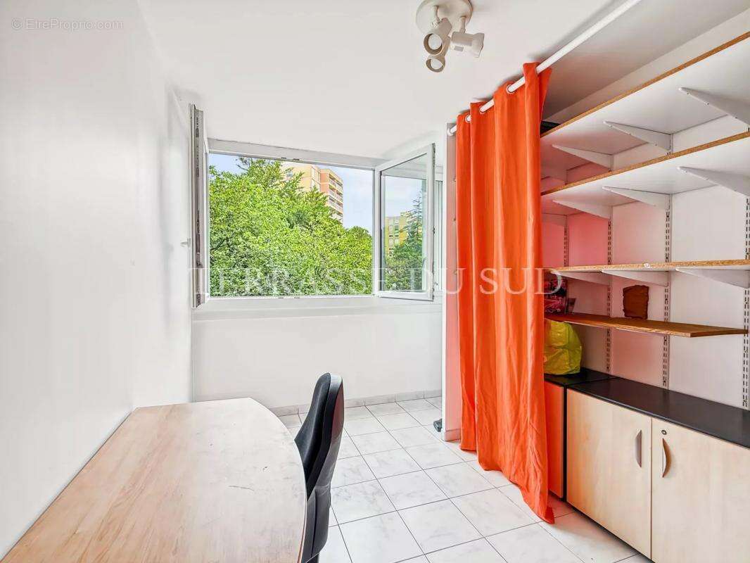 Appartement à MARSEILLE-12E