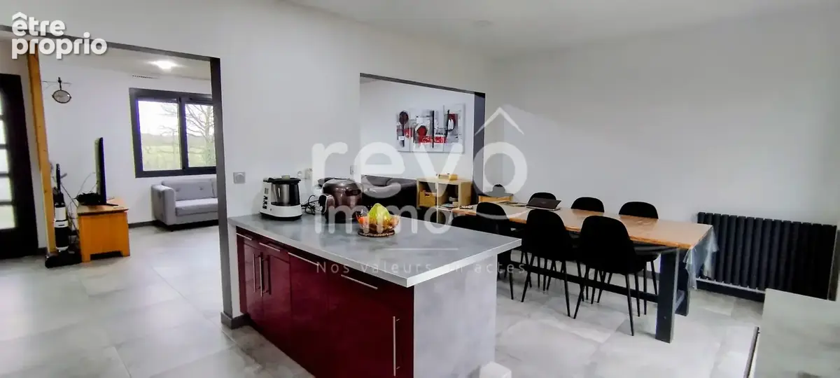 Grande maison familiale avec dépendance sur terrain arboré de 5000 m² - photo 22