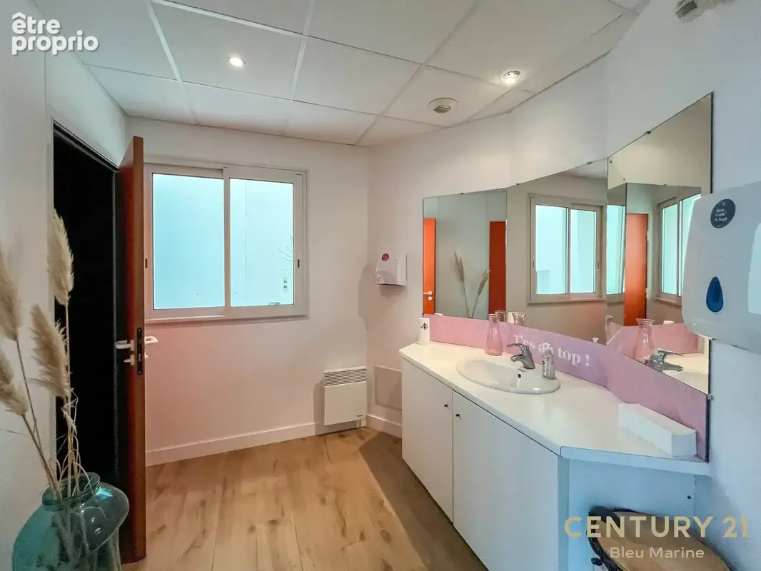 Commerce 638 m² à vendre à Les Sables-D'olonne (85180) - photo 6