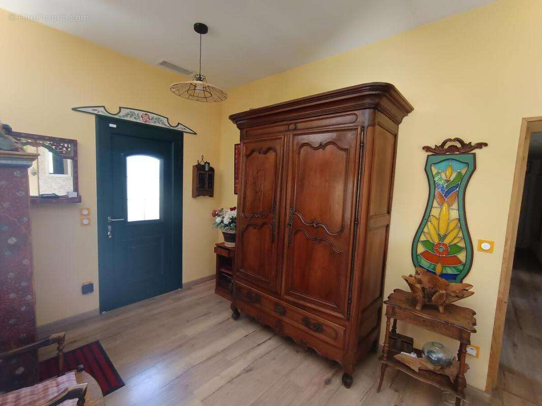 Maison à SAINT-SEURIN-SUR-L&#039;ISLE