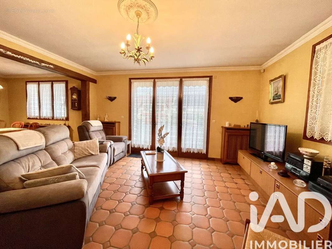 Photo 4 - Maison à VAUJOURS