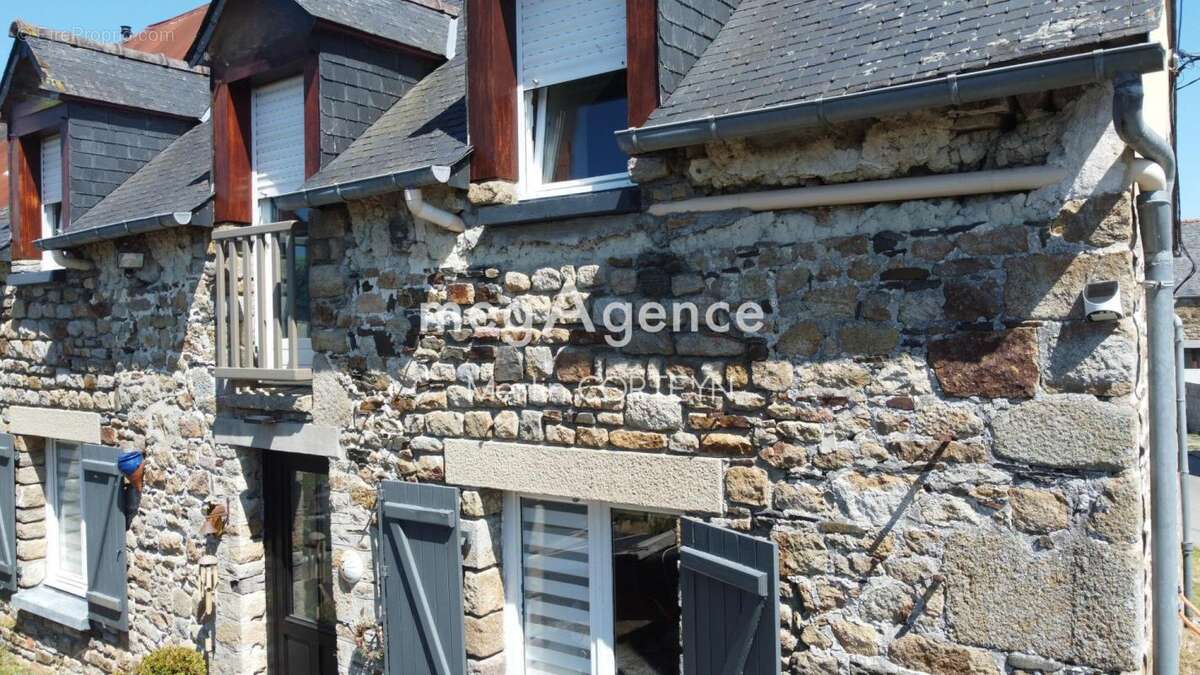 Maison à MONT-DOL